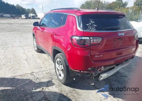 2023 Jeep Compass Latitude 4X4 z USA, uszkodzony, nr VIN 3C4NJDBN9PT540656
